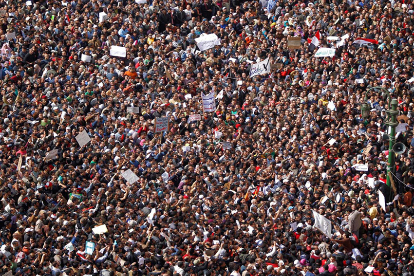 Il Cairo, Egitto, un milione di manifestanti in Tahrir Square il 13° giorno di rivolta.